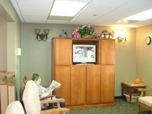 Gardens Alzheimer's & Demenita Care Nebraska - Television Room